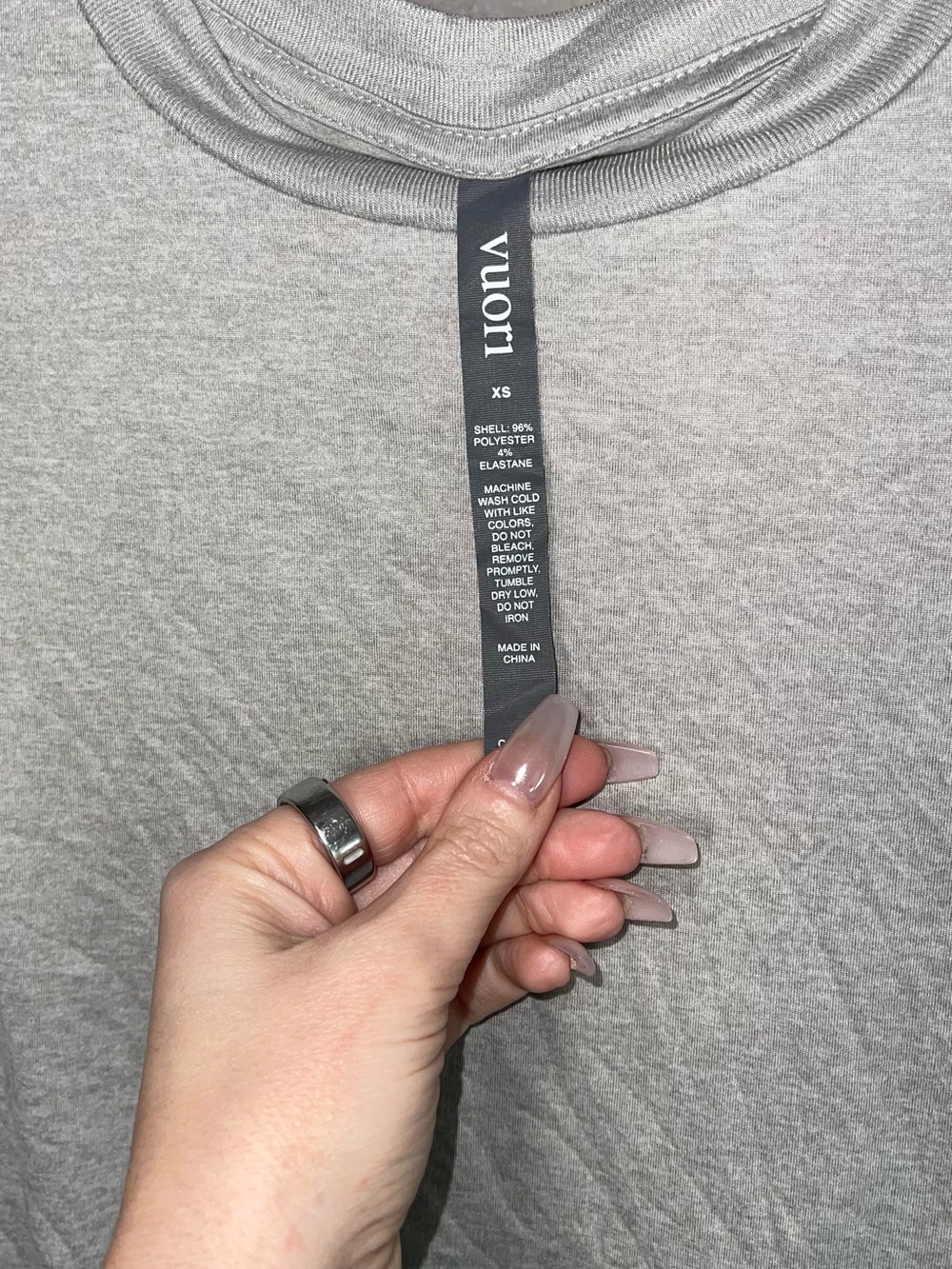 Vuori Heather Gray Crewneck Sweatshirt - Picture 3 of 3